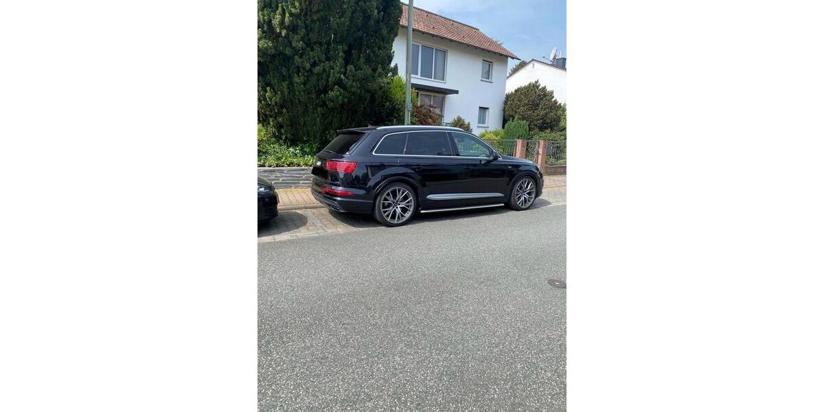 Audi Q7 148.000 km 37.000 &euro; Hattersheim 65795