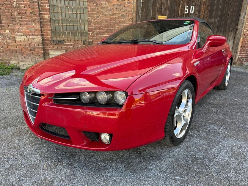 Alfa Romeo Spider 98.500 km 29.990 € Remscheid 42857