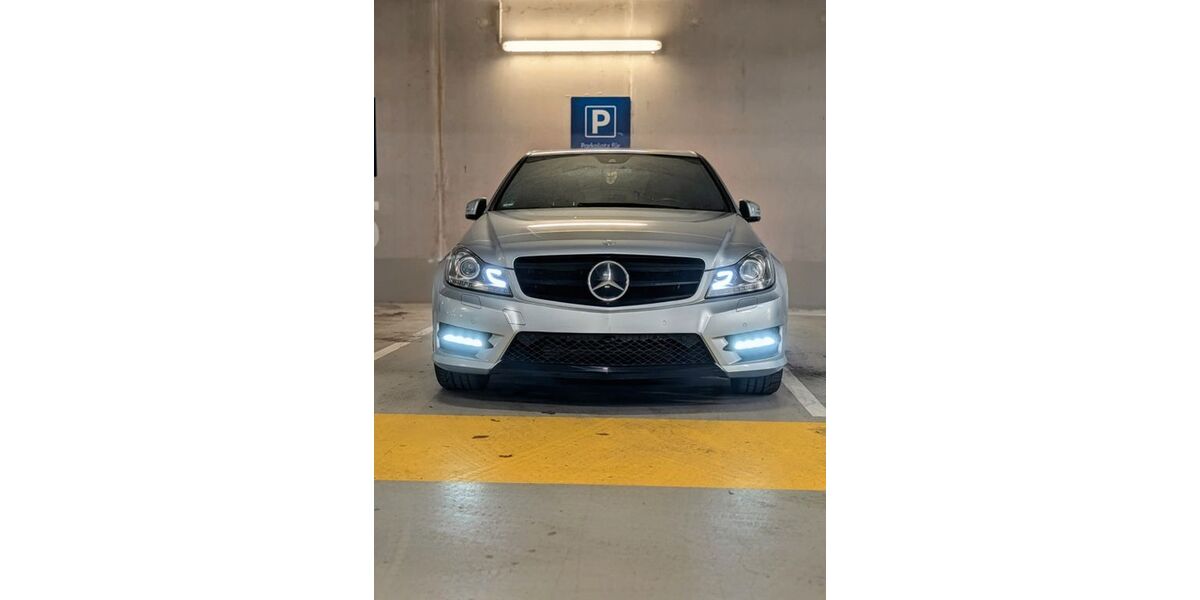 Mercedes-Benz C 250 197.072 km 18.000 &euro; Bremen 28217