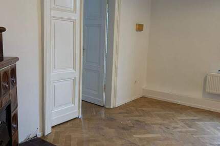 Wohnung Braunschweig Viewegsgarten- Bebelhof - 5 Zimmer, 126 m&sup2;, 1.100&euro; | Angebot:25780972