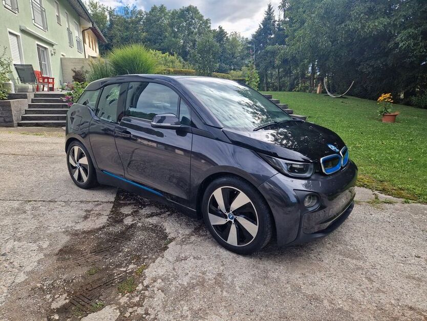 i3