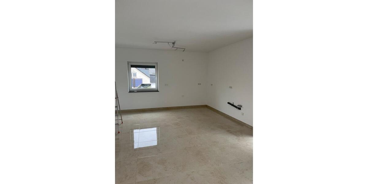 Einfamilienhaus Eschenburg - 2 Zimmer, 65 m&sup2;, 800&euro; | Angebot:25332166