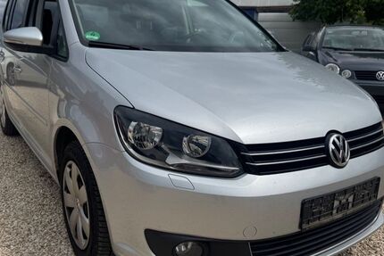 VW Touran 80.000 km 10.380 &euro; Ofterdingen 72131