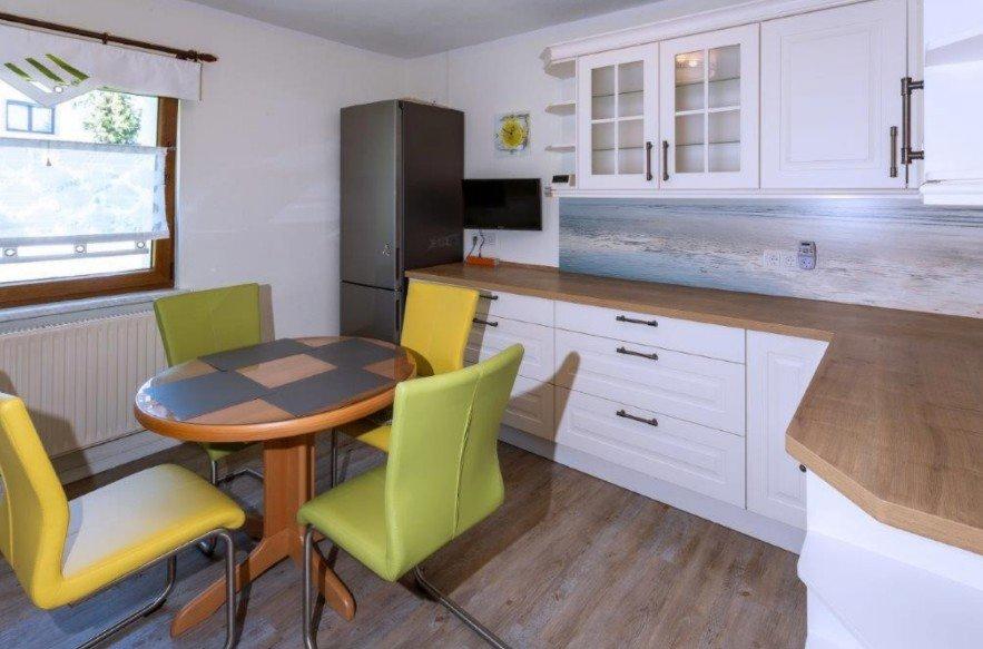 Einfamilienhaus Bad Salzungen - 7 Zimmer, 145 m&sup2;, 290.000&euro; | Angebot:26543137