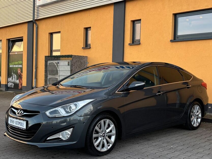 Hyundai i40 184.000 km 9.480 € Berlin 13587