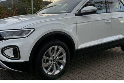 VW T-Roc 14.591 km 21.990 &euro; Fürstenwalde 15517