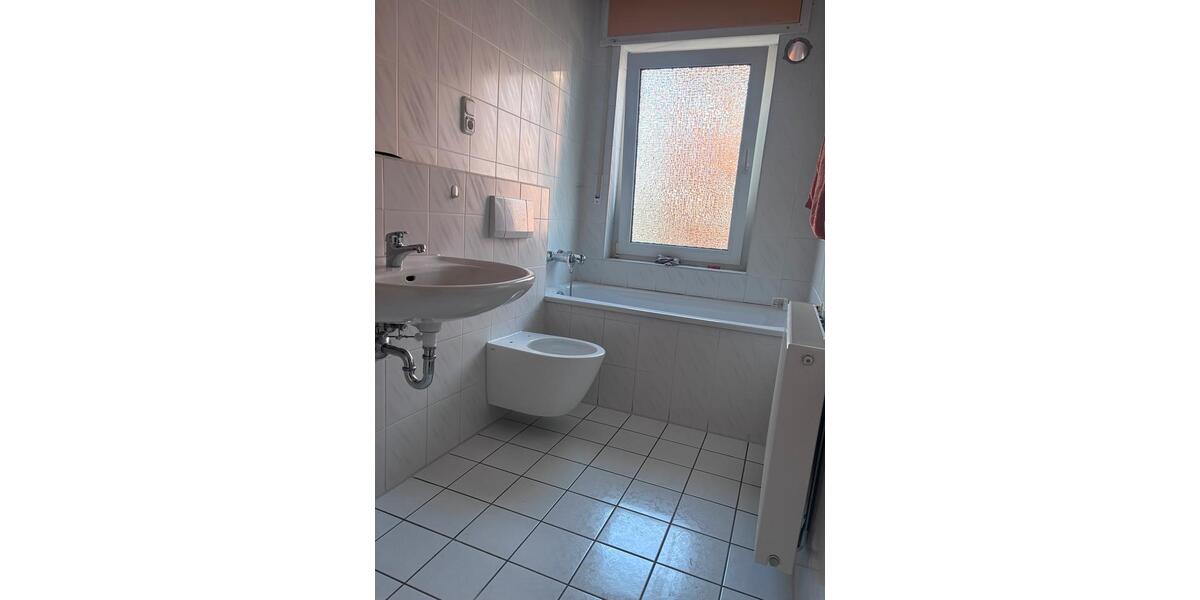 Etagenwohnung Rheda-Wiedenbrück Wiedenbrück - 4 Zimmer, 90 m&sup2;, 700&euro; | Angebot:25148803