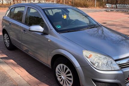 Opel Astra 130.000 km 3.999 € Hamburg 22417