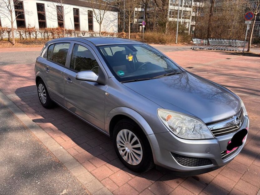 Opel Astra 130.000 km 3.999 € Hamburg 22417