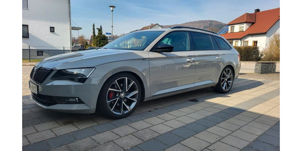 Skoda Superb 118.500 km 22.500 &euro; Mühlhausen 92360