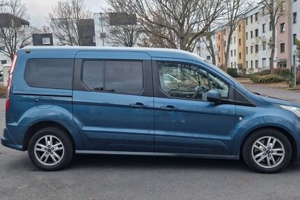 Ford Tourneo Connect 145.752 km 12.499 &euro; Göttingen 37077