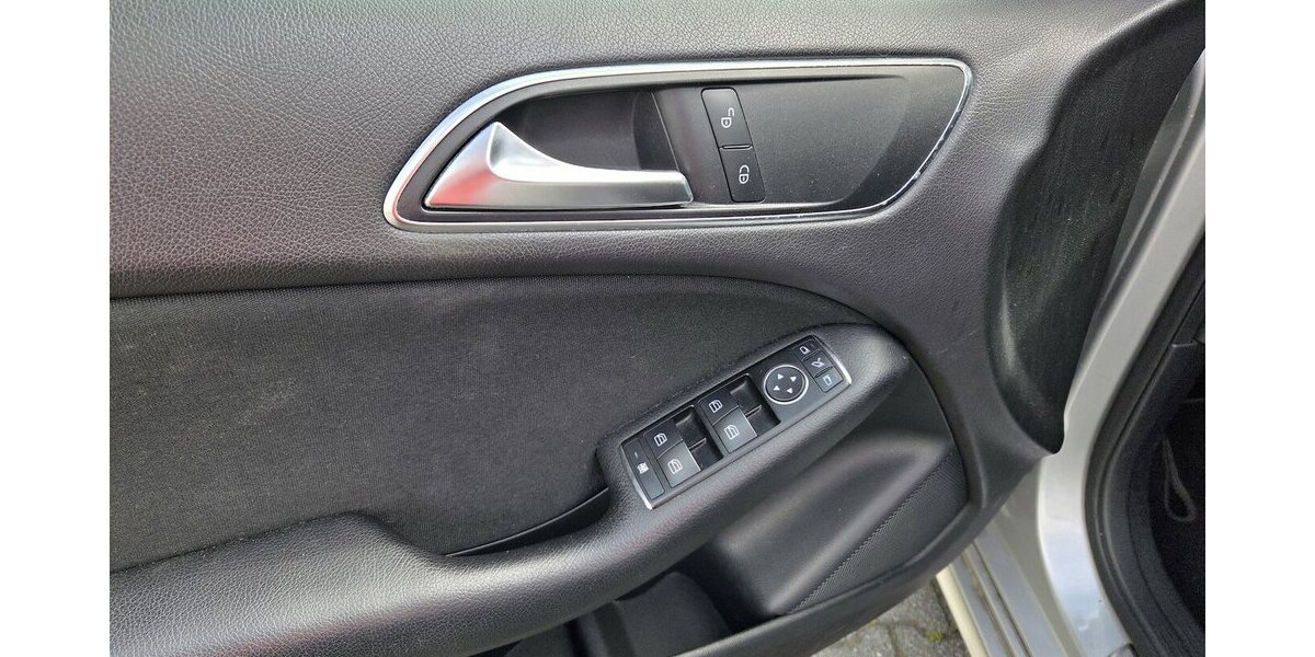 Mercedes-Benz B 200 BlueEfficiency Automatik/Xenon 100.360 km 6.900 &euro; Wilsdruff 01723