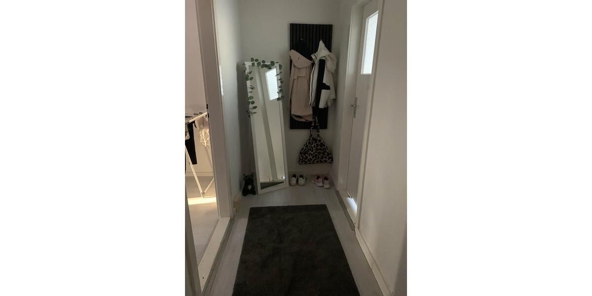 Etagenwohnung Möllenhagen - 2 Zimmer, 46 m&sup2;, 293&euro; | Angebot:26651738
