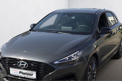 Hyundai i30 11.240 km 22.980 € Regensburg 93055