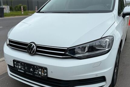 VW Touran 161.130 km 17.990 &euro; Bornheim 53332