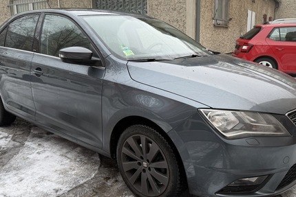 Seat Toledo Style 1,2 Connect Tempom. PDC Sitzheizung 107.100 km 7.900 &euro; Berlin 10247
