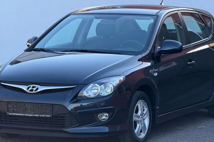 Hyundai i30 81.000 km 4.999 &euro; Völklingen 66333