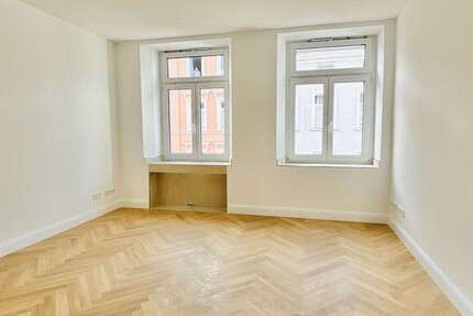 Wohnung Schwerin - 3 Zimmer, 72 m&sup2;, 950&euro; | Angebot:25602451