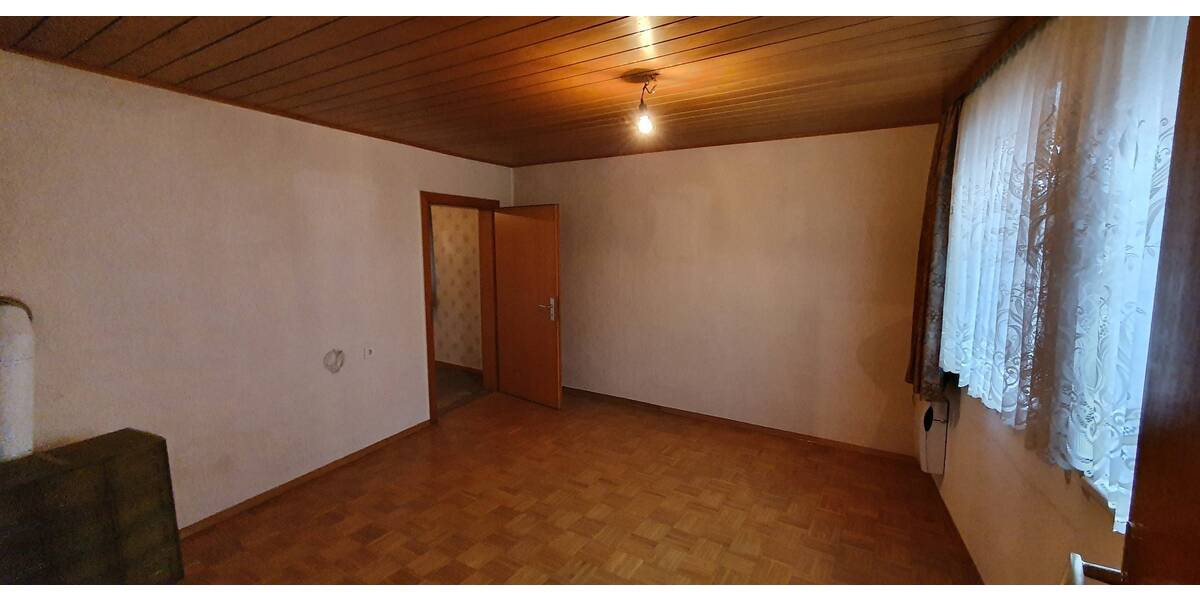 Stadtnahes Wohnen auf großem Grundstück - Viel Platz für Ihre Ideen - Einfamilienhaus Dannenberg | Angebot:26019453