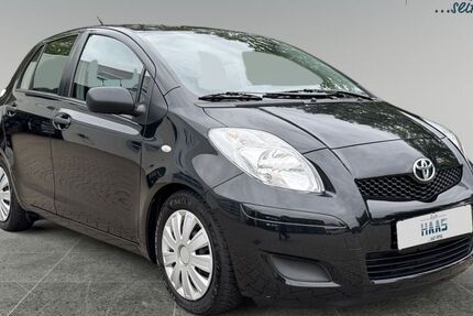 Toyota Yaris 80.415 km 6.500 € Sonnefeld-Gestungshausen 96242