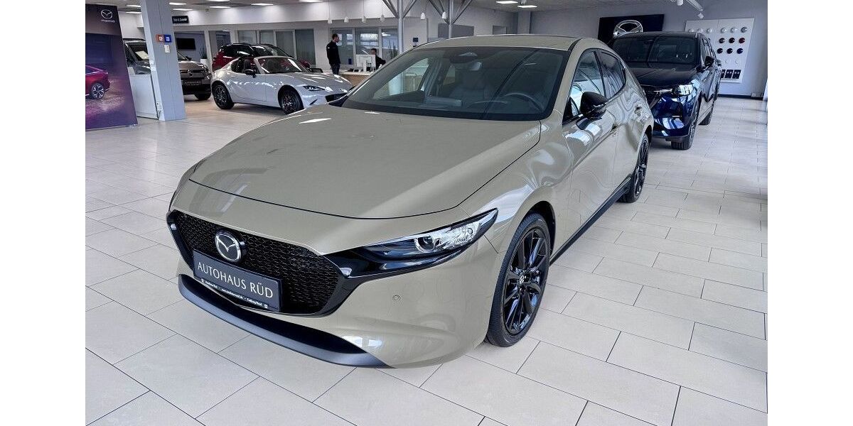 Mazda 3 1.200 km 26.990 &euro; Freiburg 79108