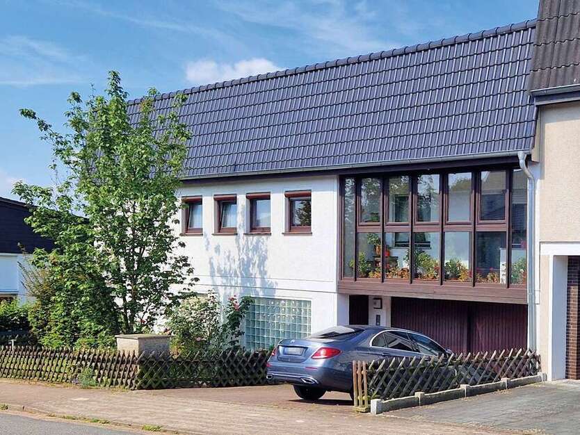 Haus zum Kaufen in Hameln 420.000 € 279 m²