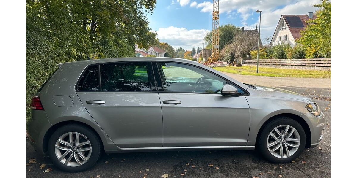 VW Golf 105.100 km 11.000 &euro; Memmingen 87700
