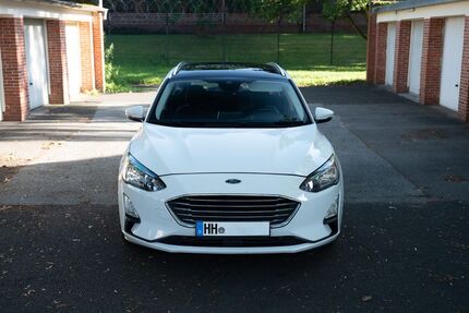 Ford Focus 86.000 km 12.200 &euro; Hamburg 22045