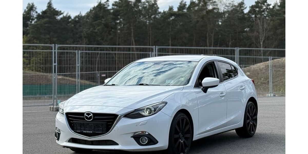 Mazda 3 277.000 km 6.390 &euro; Wildau 15745