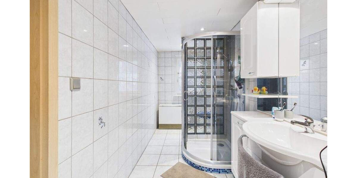 Einfamilienhaus Saarwellingen / Schwarzenholz Schwarzenholz - 4 Zimmer, 96 m&sup2;, 105.000&euro; | Angebot:25425787