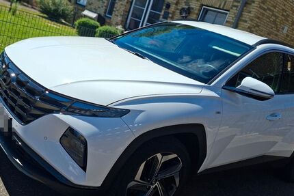 Hyundai TUCSON 49.000 km 29.500 &euro; Tellingstedt 25782