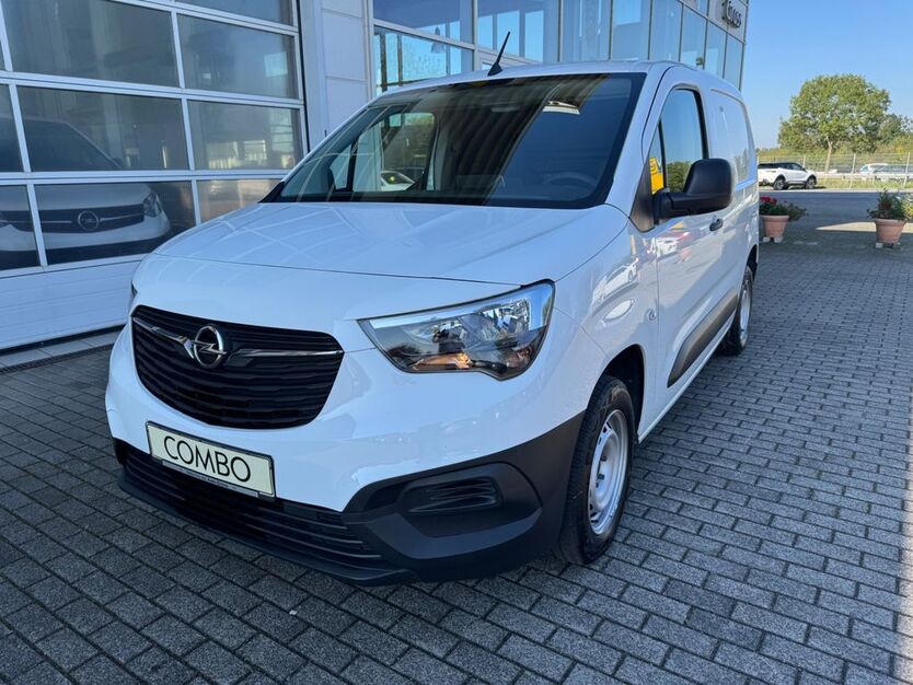 Opel Combo 57.700 km 13.990 € Gelnhausen-Hailer 63571