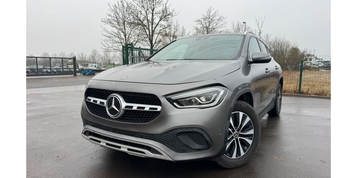 Mercedes-Benz GLA 200 164.000 km 19.800 &euro; MIttenwalde 15749