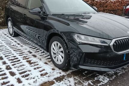 Skoda Superb 28.000 km 22.500 &euro; Nürnberg 90469