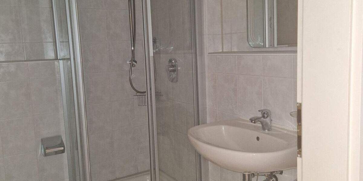 Terrassenwohnung Kissing - 2 Zimmer, 63 m&sup2;, 660&euro; | Angebot:25457893