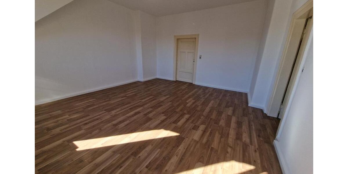 Dachgeschoßwohnung Bad Hersfeld - 5 Zimmer, 116 m&sup2;, 889&euro; | Angebot:25538252