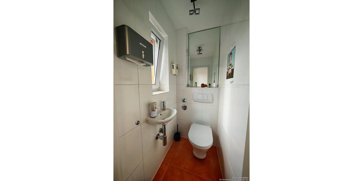 Einfamilienhaus Ottobeuren - 7 Zimmer, 201 m&sup2;, 2.950&euro; | Angebot:25612524