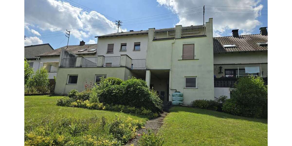 Haus zum Kaufen in Lebach 268.000 € 284 m² 12 zimmer