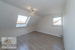Coole 4-Zimmer-Maisonette-Wohnung mit Sonnenterrasse, Balkon u. Garage