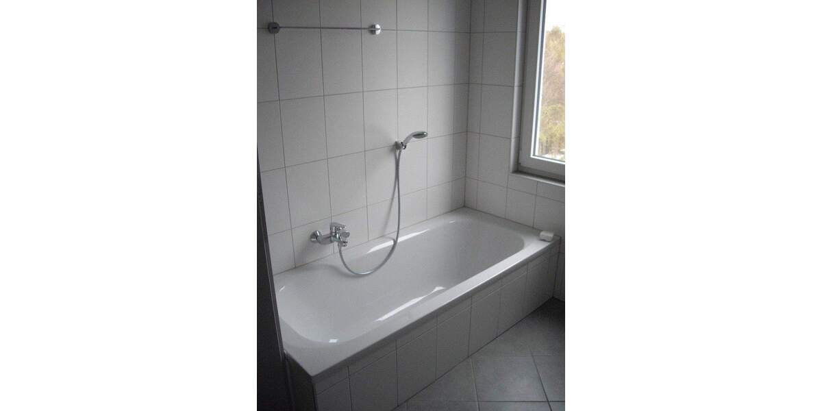 Neuwertige ExclusiveModerneHelle Maisonettwohnung 4 Zimmer im Neubaugebiet SennfeldRempertshag 4 zimmer