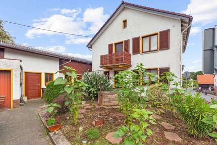 Haus zum Kaufen in Büdingen 290.000 € 120 m²