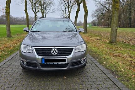 VW Passat Variant 14.700 km 5.150 &euro; Waltrop 45731
