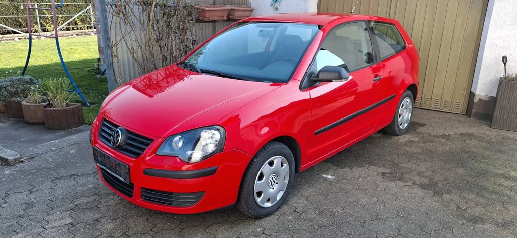 VW Polo 201.700 km 1.750 &euro; Steinmauern 76479