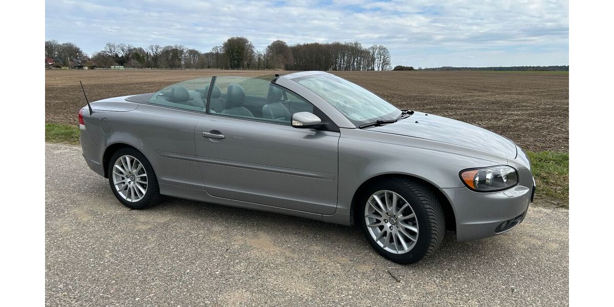 Volvo C70 80.000 km 10.700 &euro; Buchholz 21244