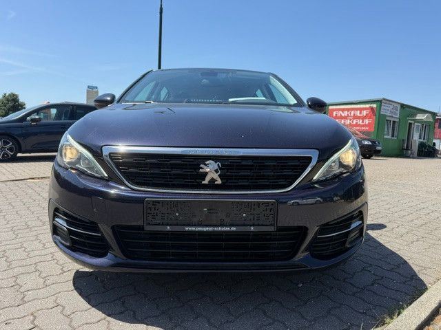 Peugeot 308 180.000 km 7.999 &euro; Hohenwarsleben 39326