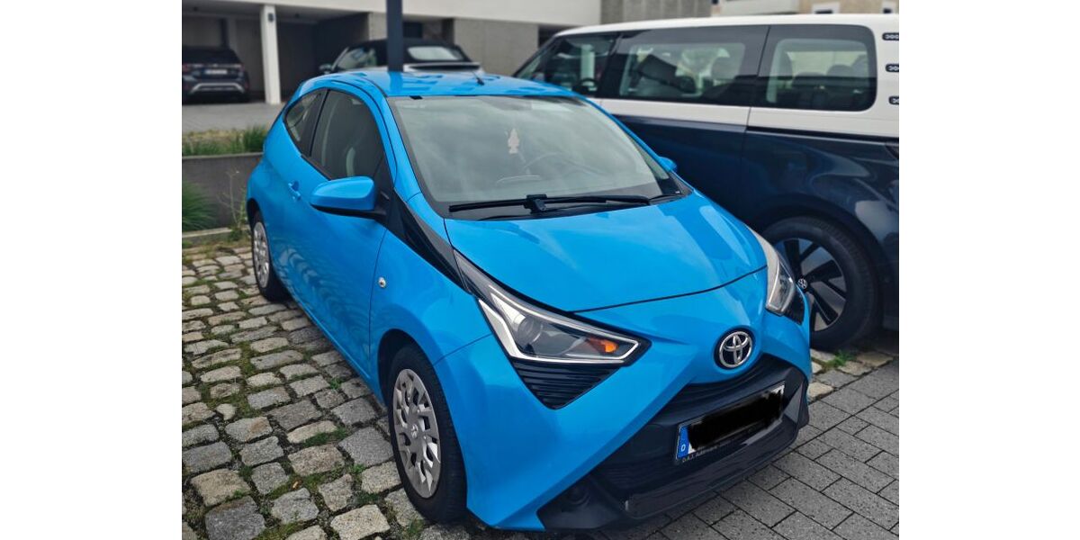 Toyota Aygo (X) 150.000 km 8.000 &euro; Wolfsburg 38446