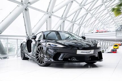 McLaren GT