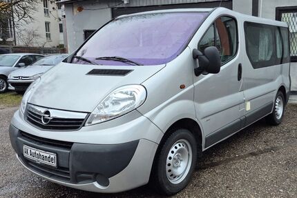 Opel Vivaro 157.350 km 6.490 &euro; München 80809