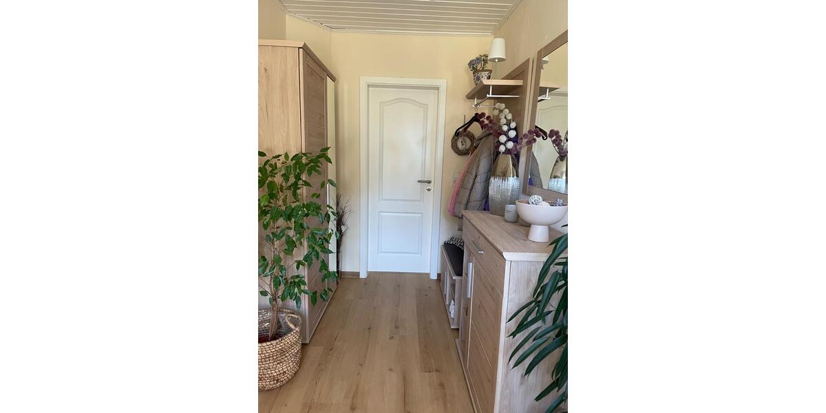 Doppelhaushälfte Nordenham - 5 Zimmer, 140 m&sup2;, 315.000&euro; | Angebot:27232064