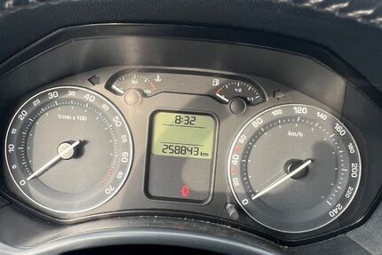 Skoda Octavia 258.843 km 4.300 &euro; Nordhorn 48529